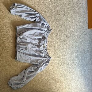 Long sleeve cropped top